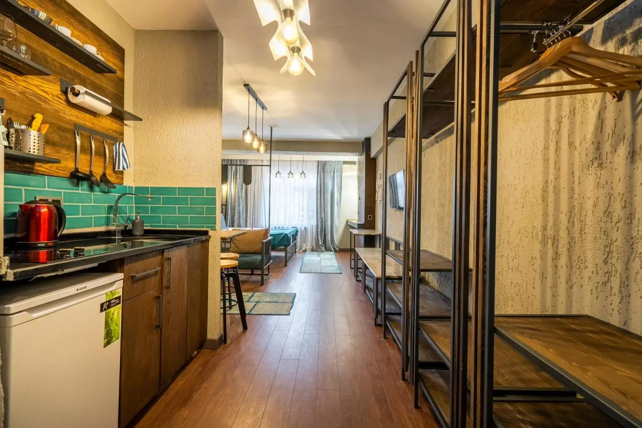 Cube Suites