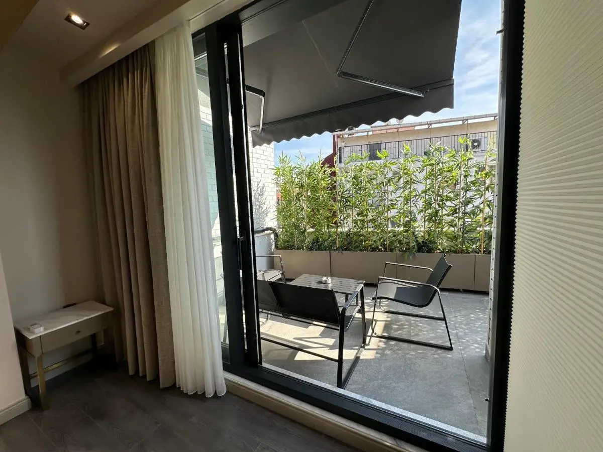 Smart and Simple Hotel Karakoy