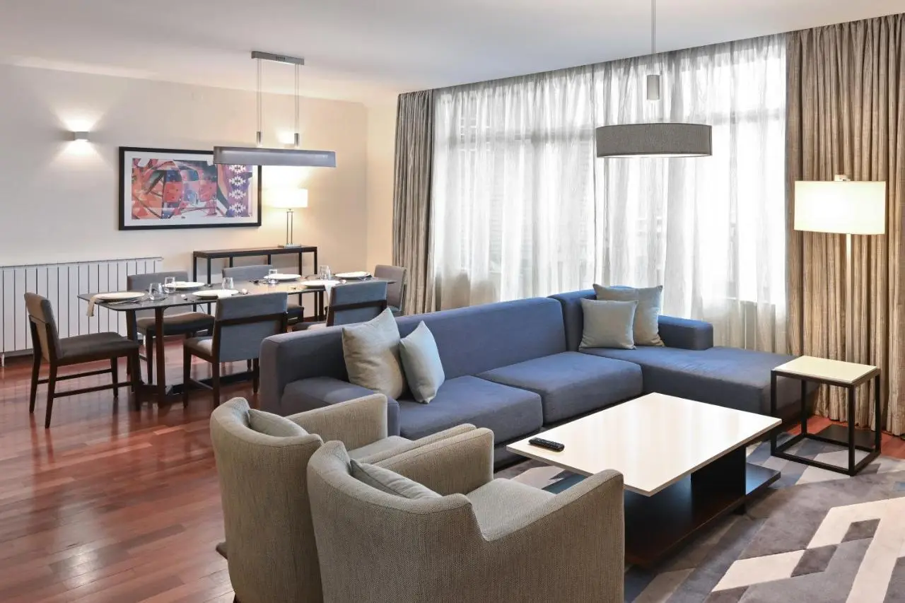 Bosmal Arjaan by Rotana