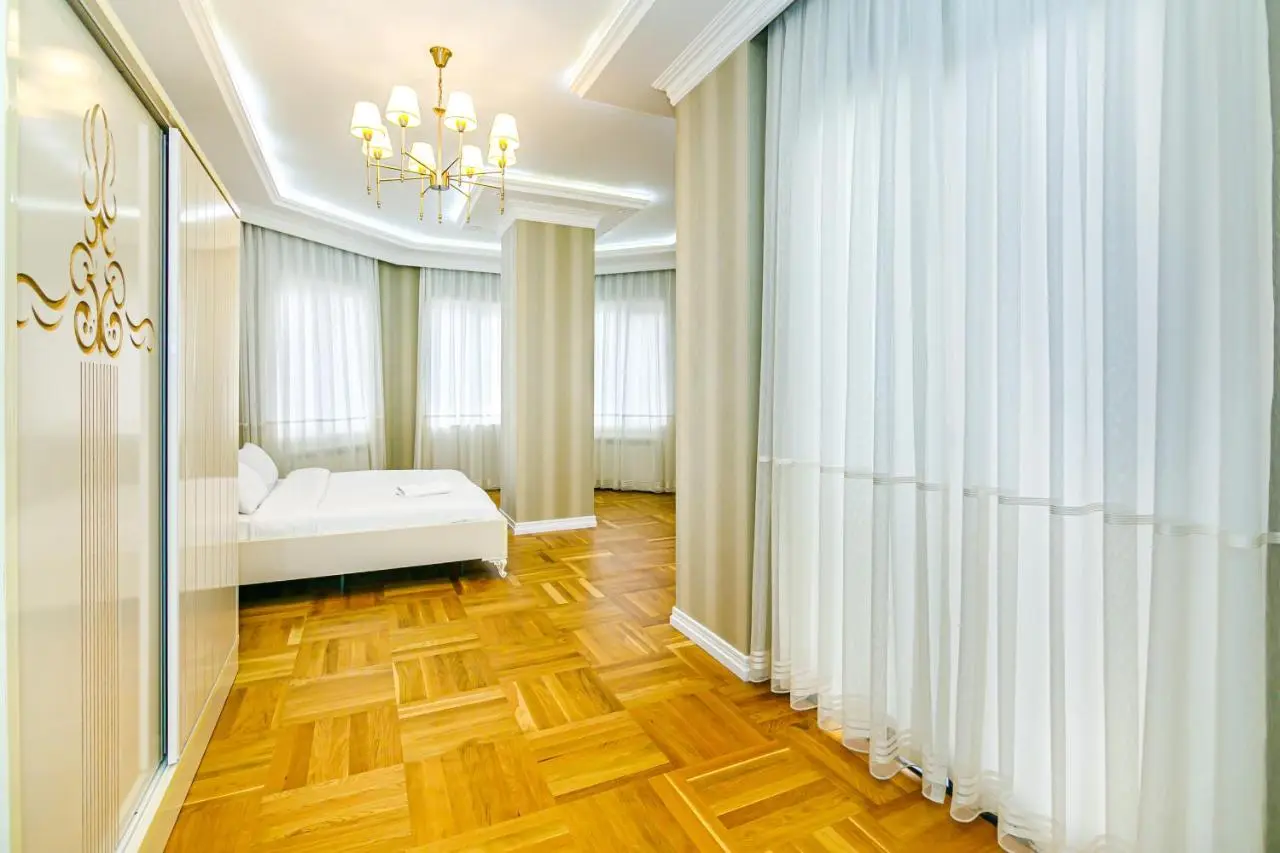 City Centre apartment on Nizami