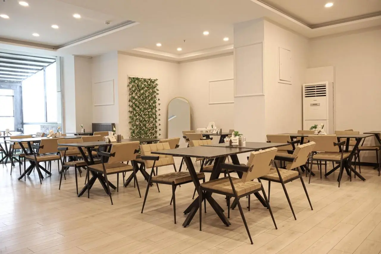 Home Plus Hotel