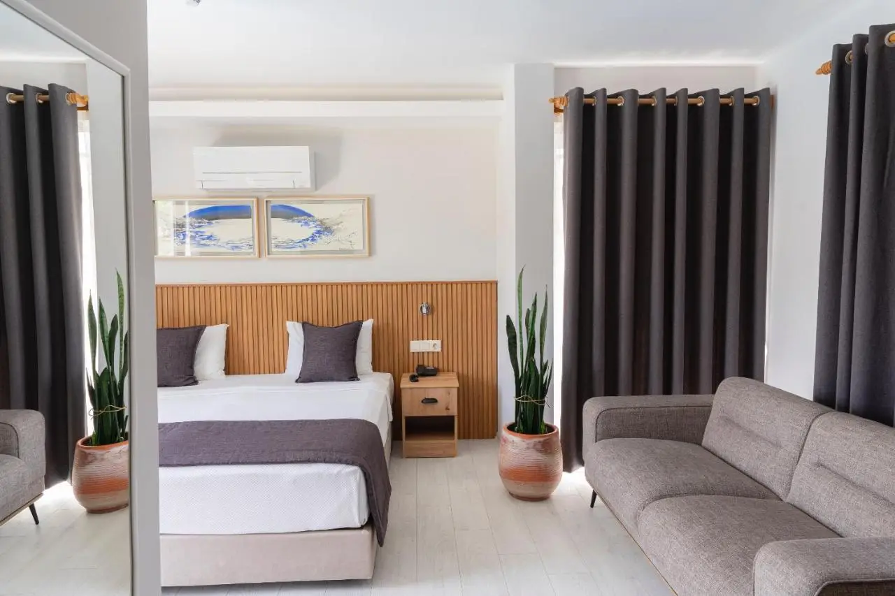 WEST HOUSE EXCLUSIVE HOTEL