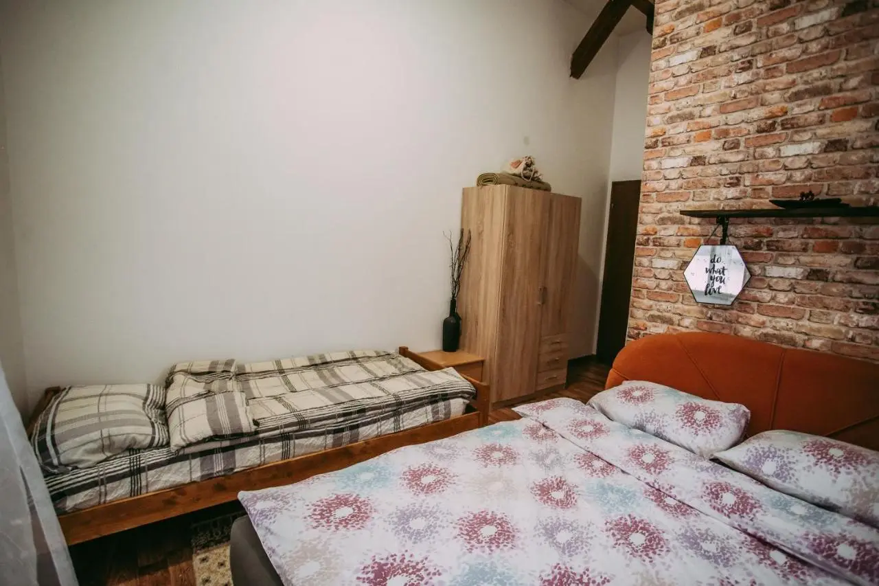Apartment T&T