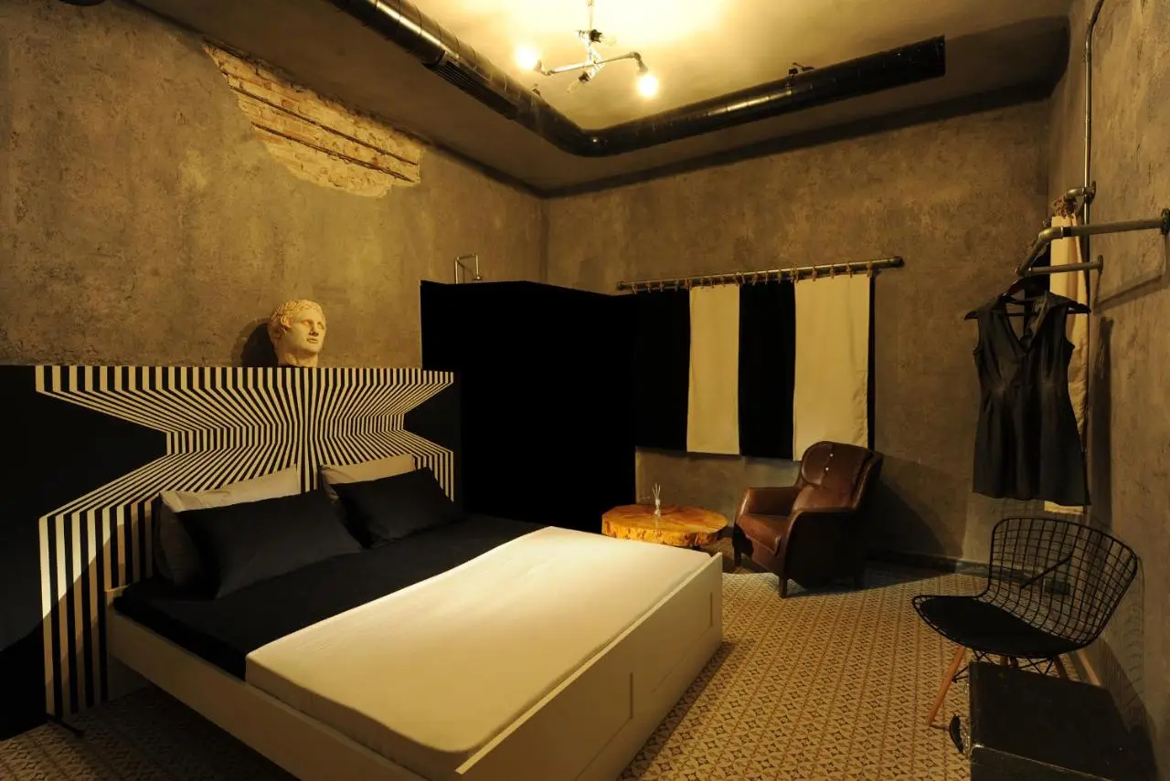 Role Street Hostel