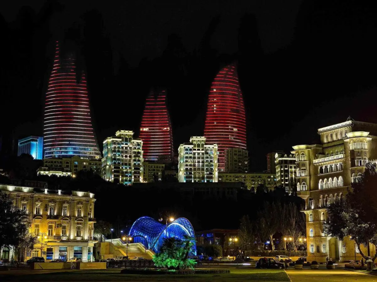 Fairmont Baku, Flame Towers