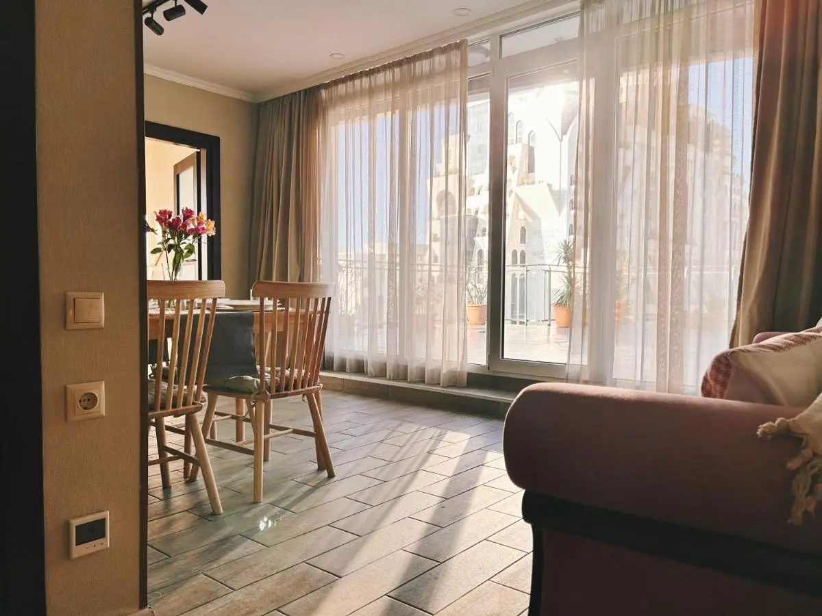 Sunset Apartment