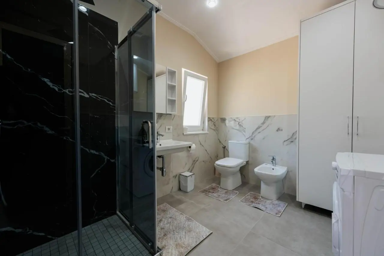 koman_lakeview_apartments