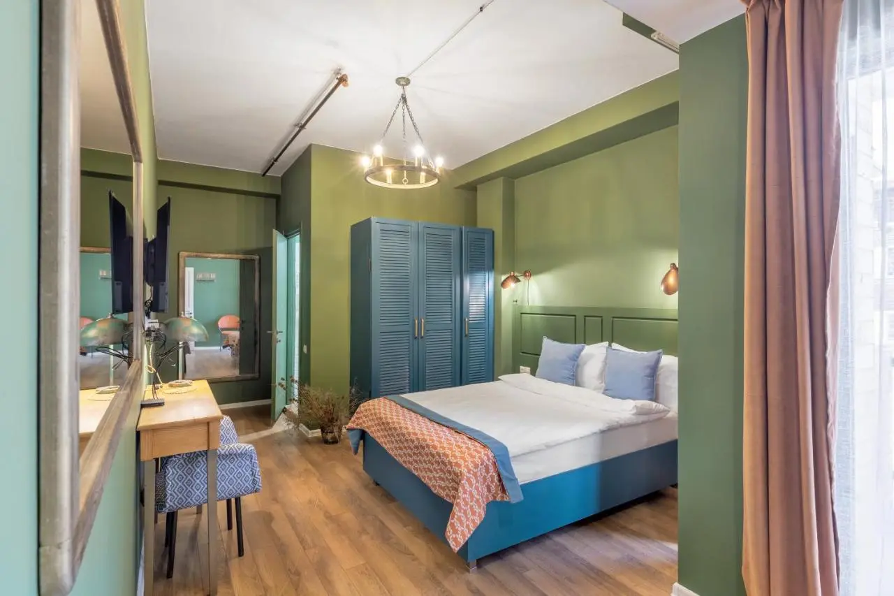 Raimond Palace Hotel
