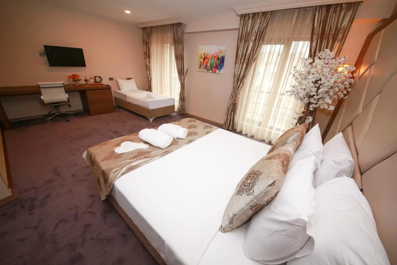 Litros Hotel & Spa