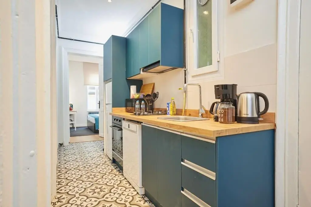 Charming 3BR 2Bath AC in Center - Santur D8