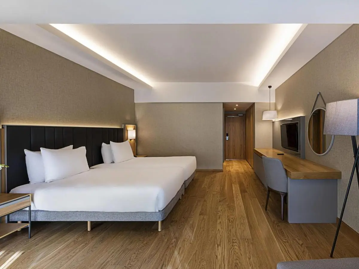 Rixos Sungate - The Land of Legends Access