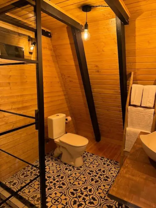 Vintage Cabin