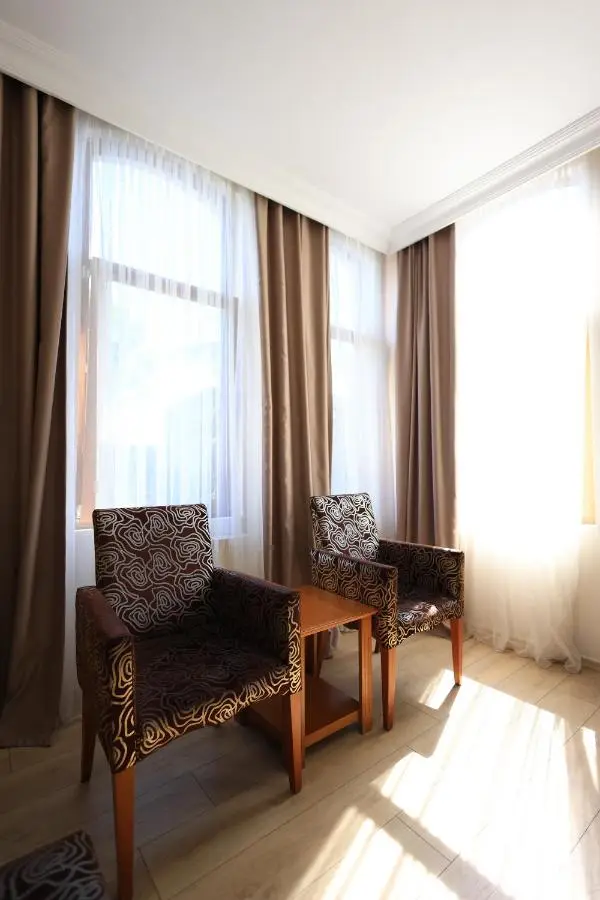 New House Hotel