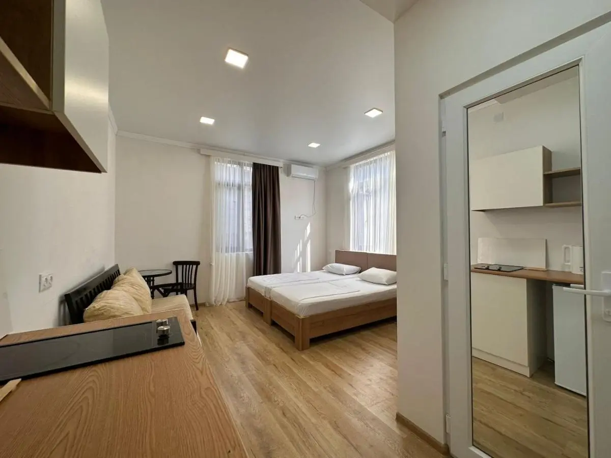 Middle city Guesthouse