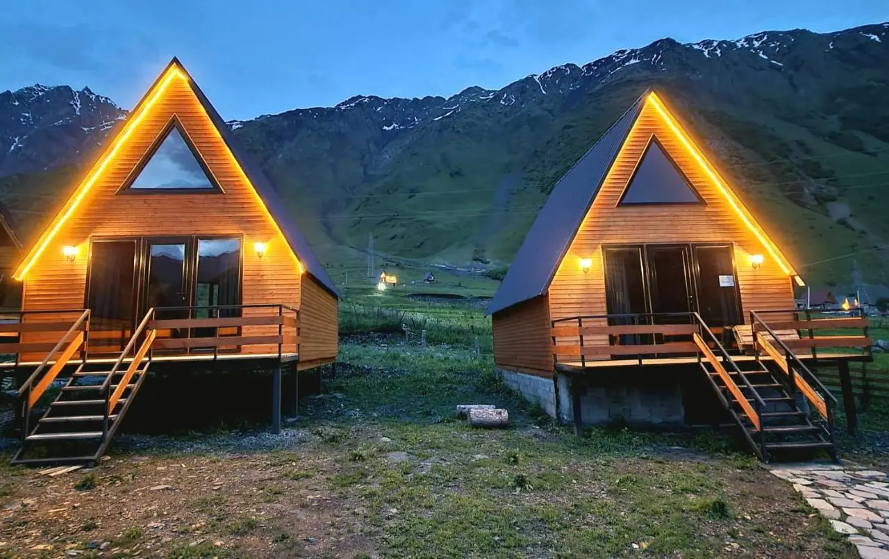 KAZBEGI COMPASS