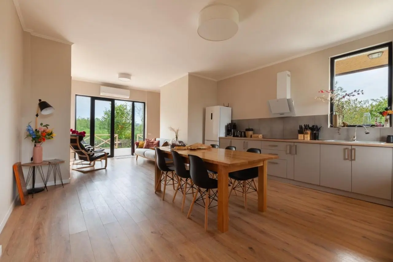 Renovated 3-bedroom House in Nature - Iskia Estate
