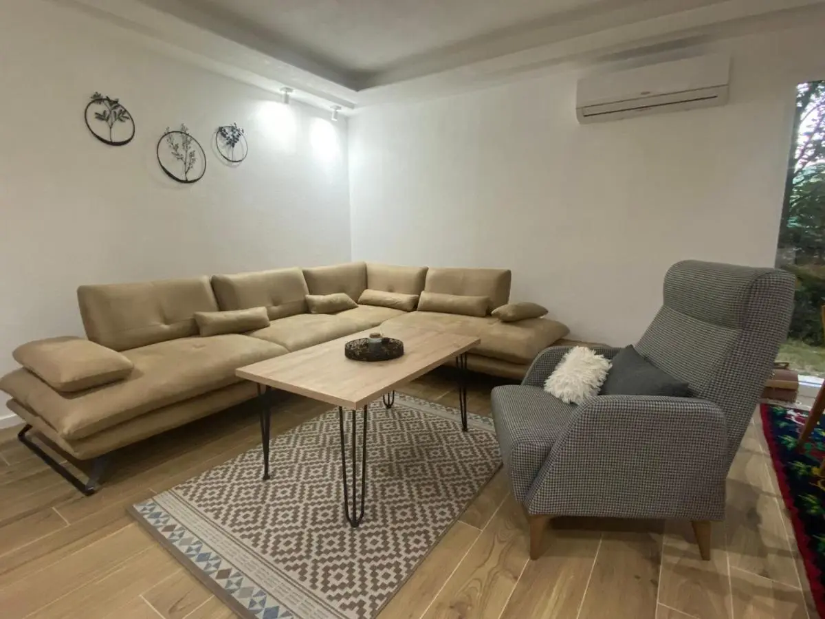 Villa Rivus - Private Family Retreat near Sarajevo