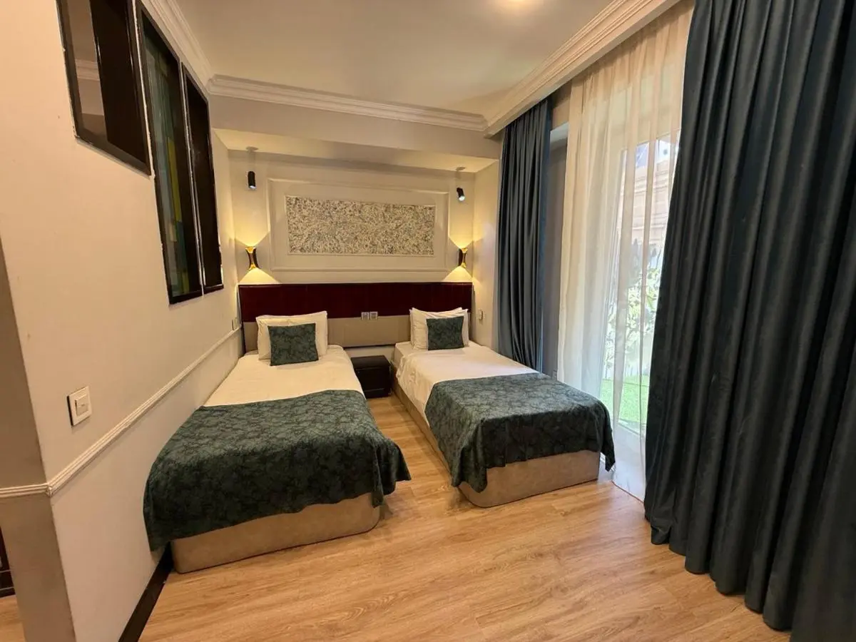Hazz Central Hotel