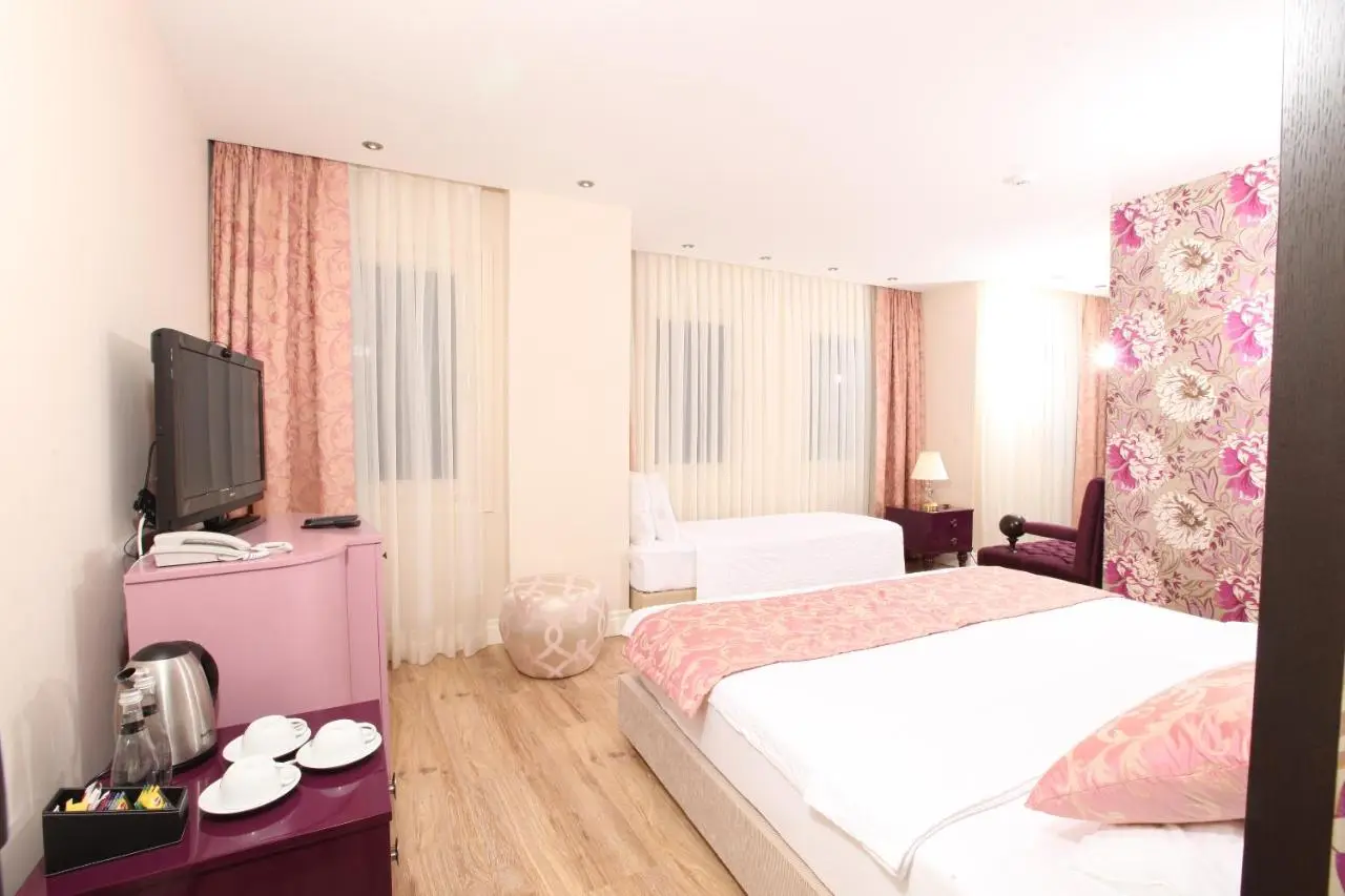 Katelya Hotel