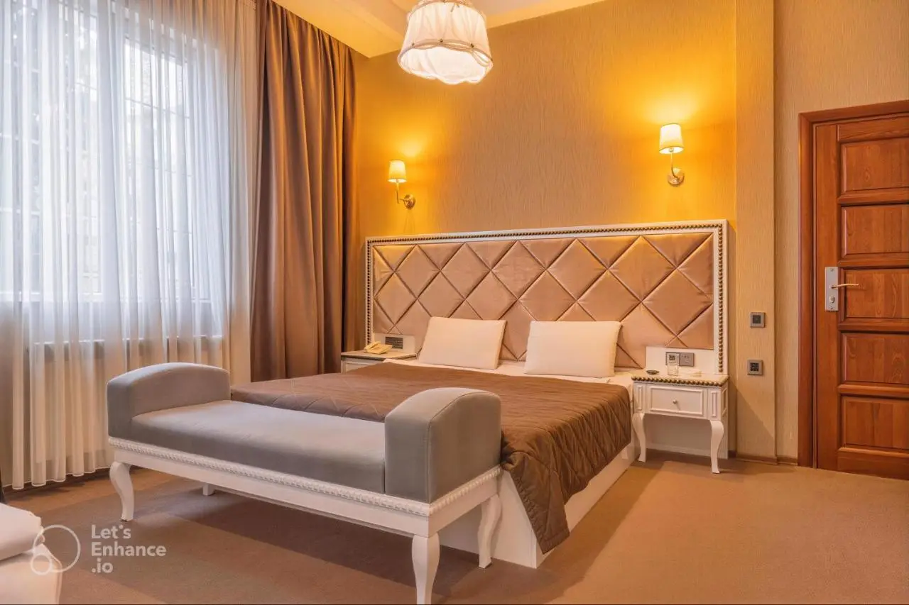 Maestro Hotel