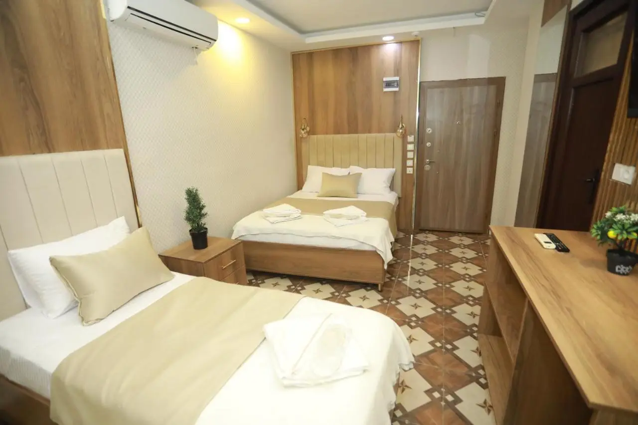 IMMORTELLE HOTEL lord sophiha