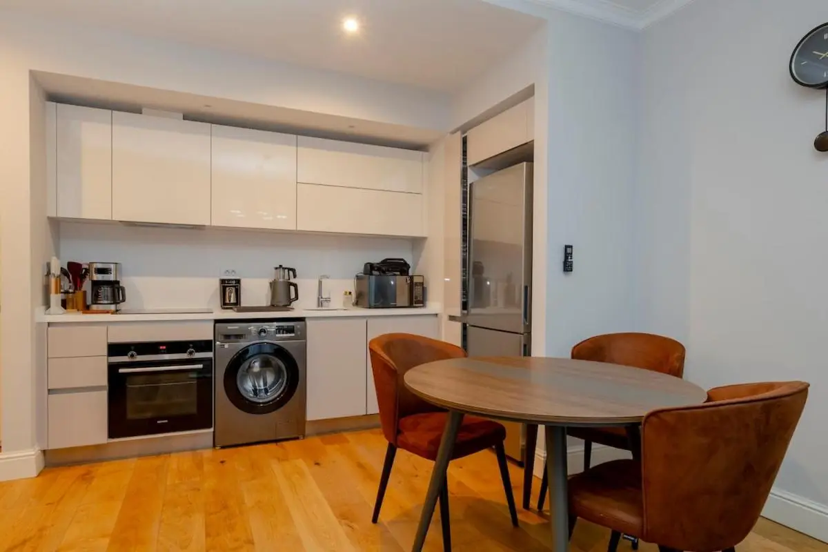 One-Bedroom Residence Apartment in Taksim