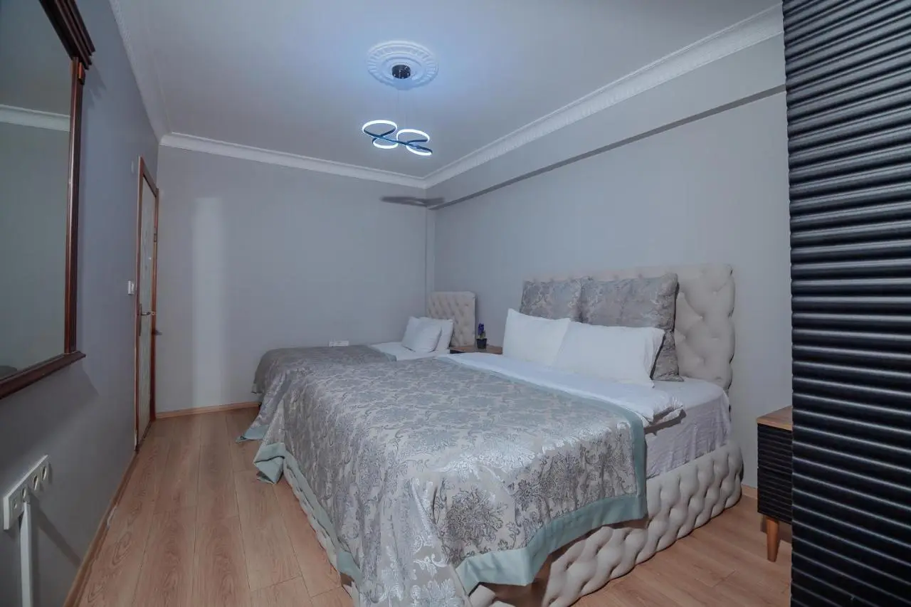 White Moon Suites