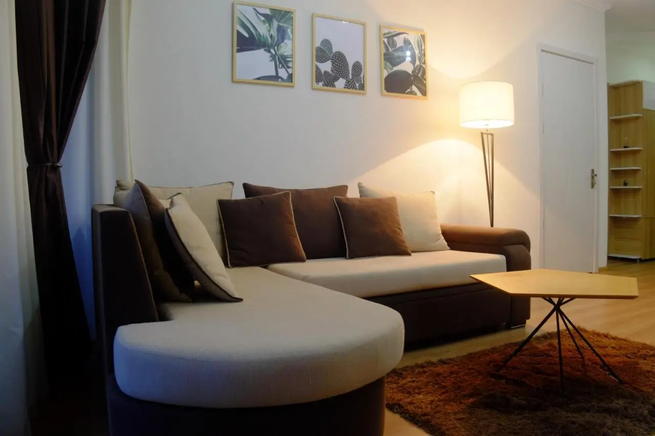 Ameri Plaza Green Apartments