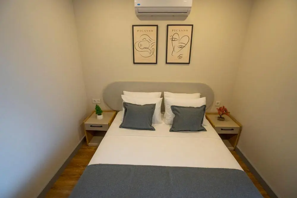 Letstay Marine Homes