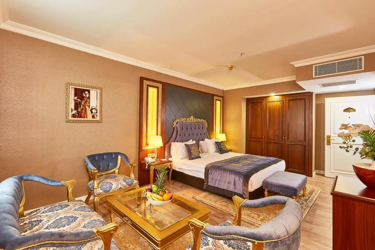 Seres Hotel Old City