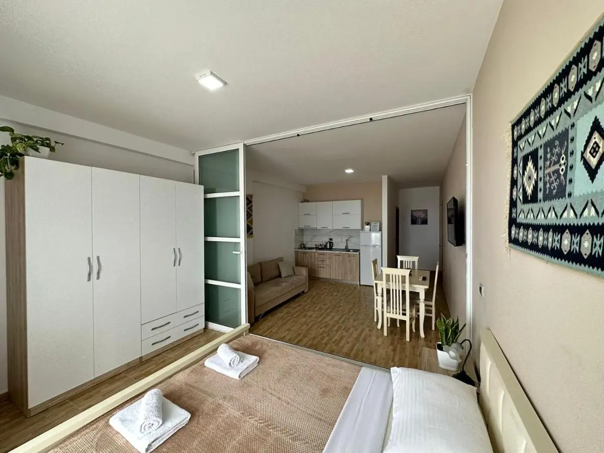 TreA Accomodations - Despacito Port Side