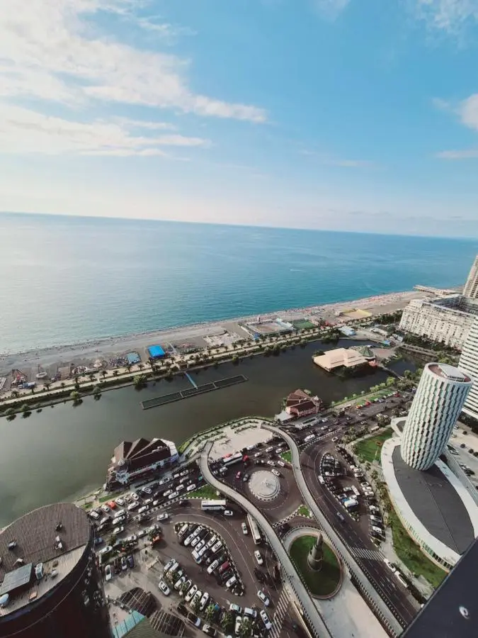 VIP HOTEL Sea view in batumi R