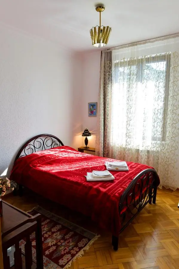 Apartment on Rustaveli Avenue