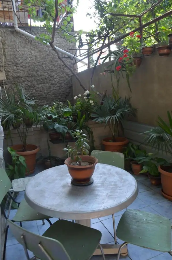 Alex's Cosy Guesthouse