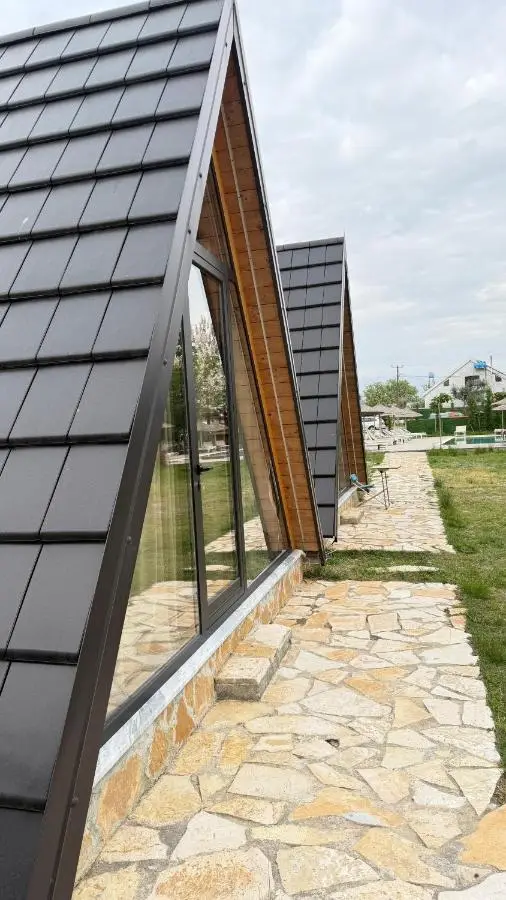Windmill Shkodra Gesthouse Camping & Grill