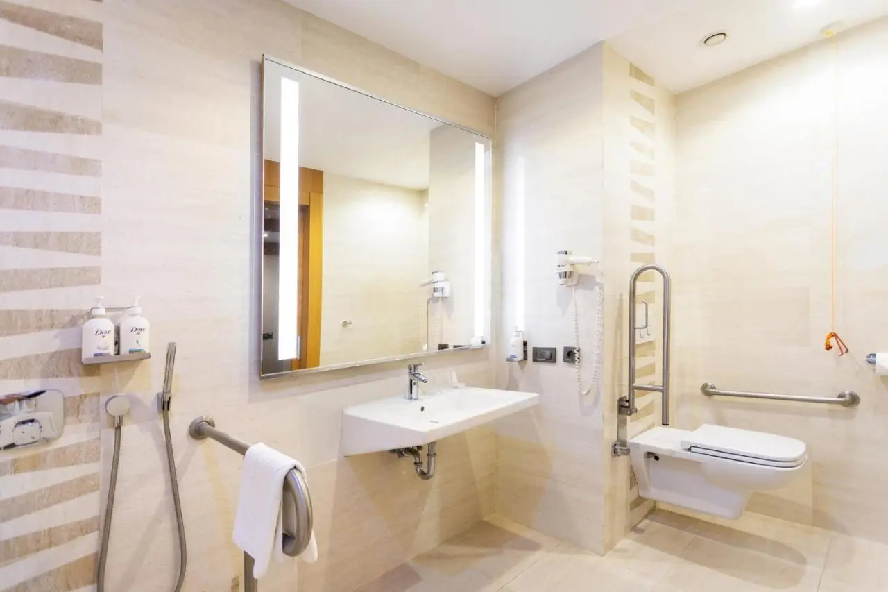 Holiday Inn Baku by IHG