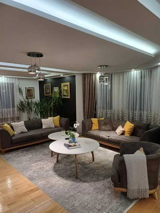 Vila Tayra