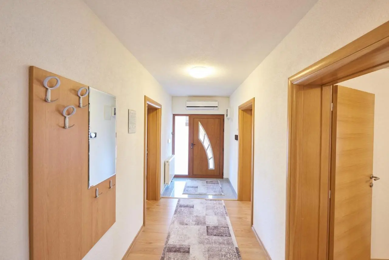 Grand Apartments