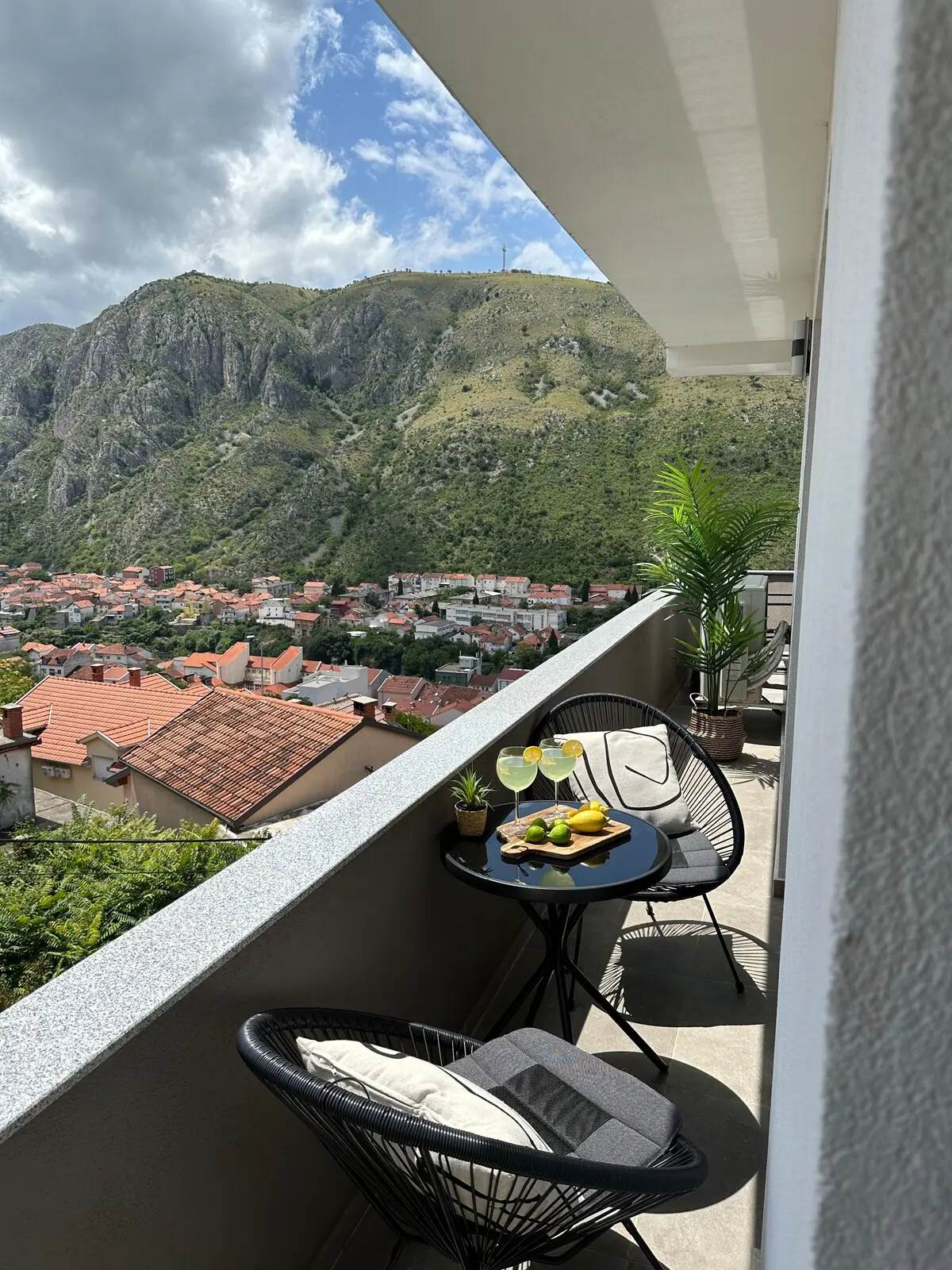 Sky hill residence Mostar