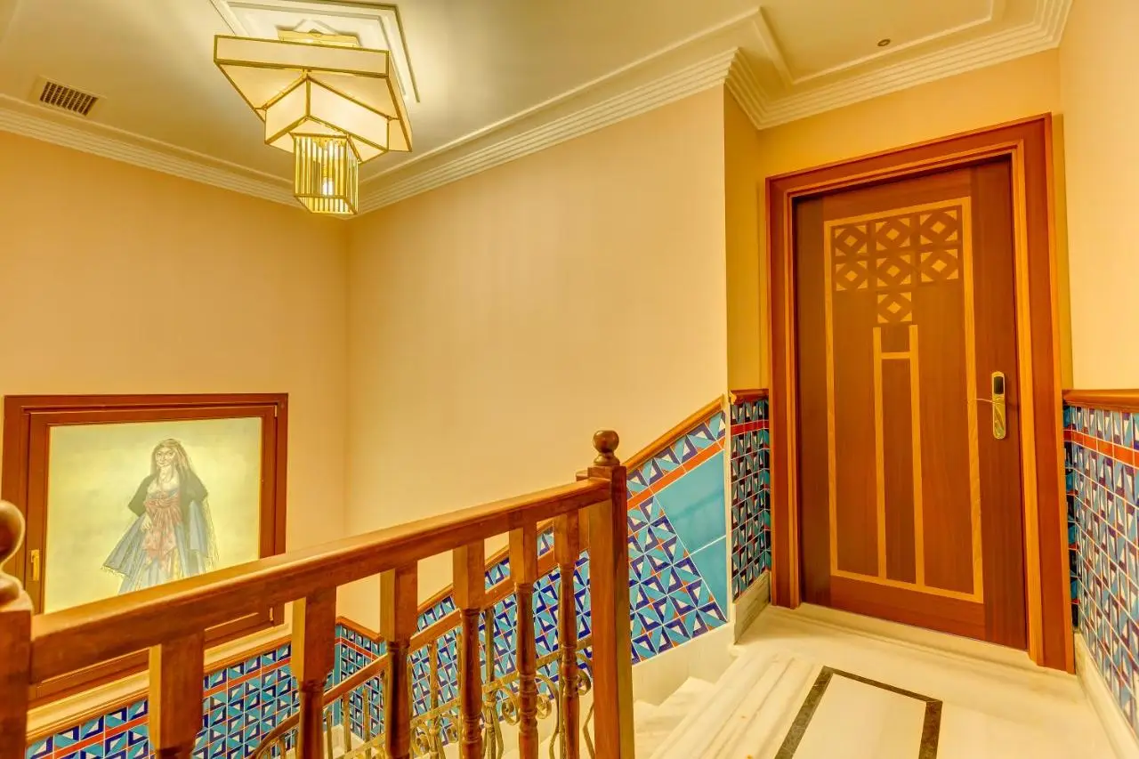 Lalahan Hotel