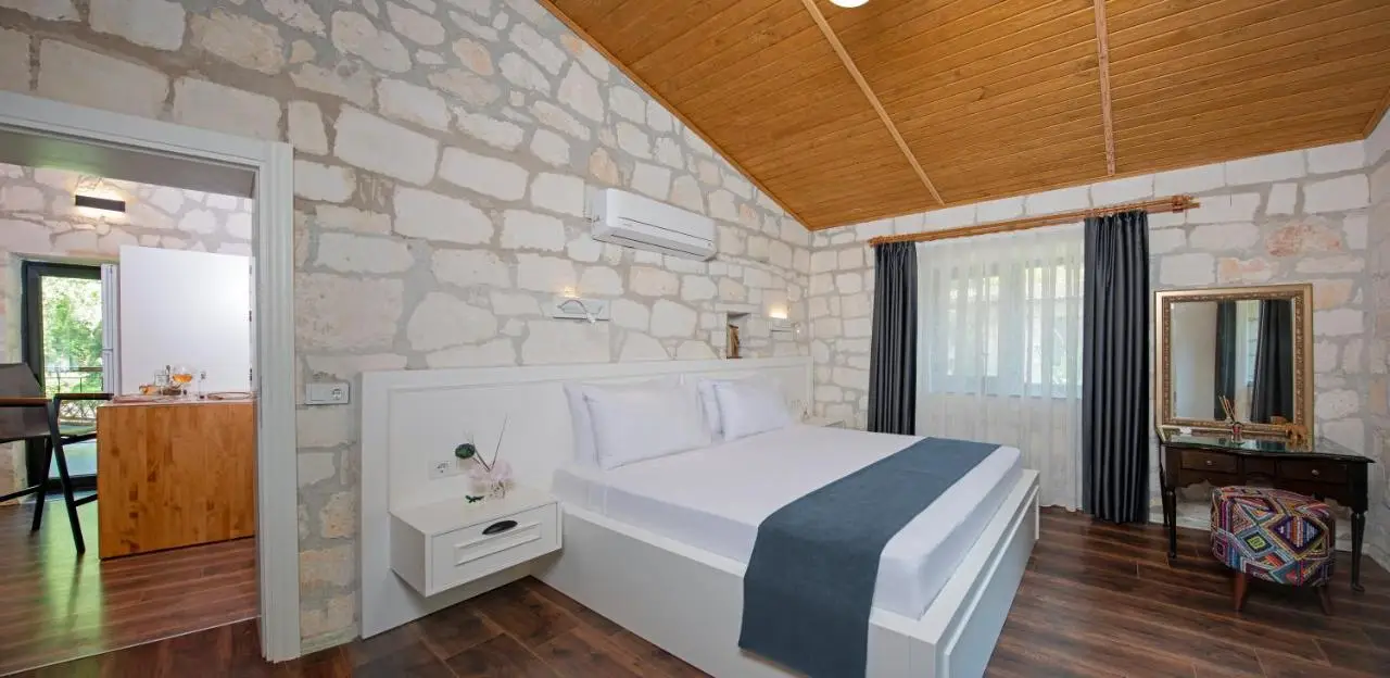 Yusalis Garden Hotel