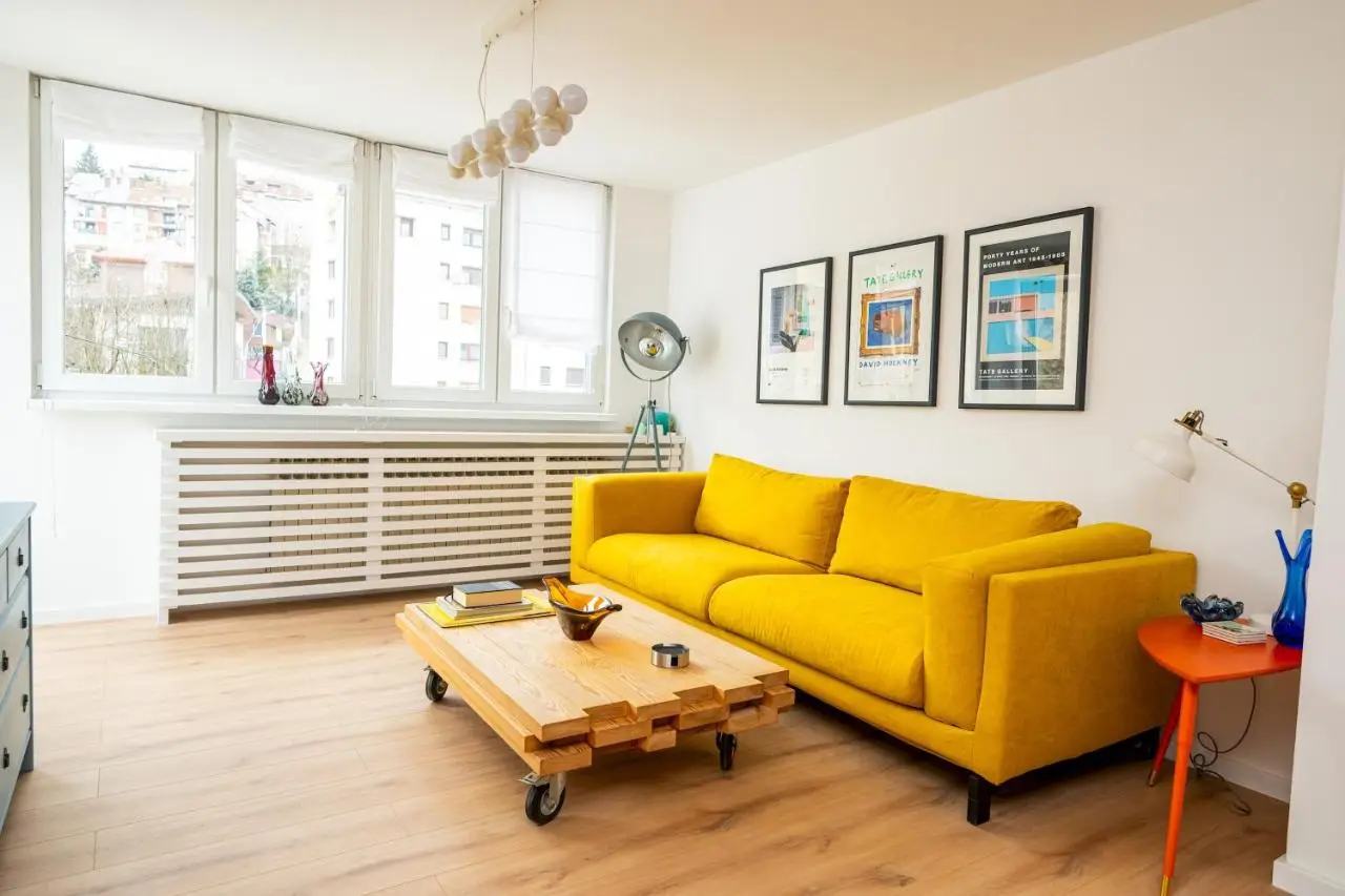 Colorful 3-Bedroom Apartment