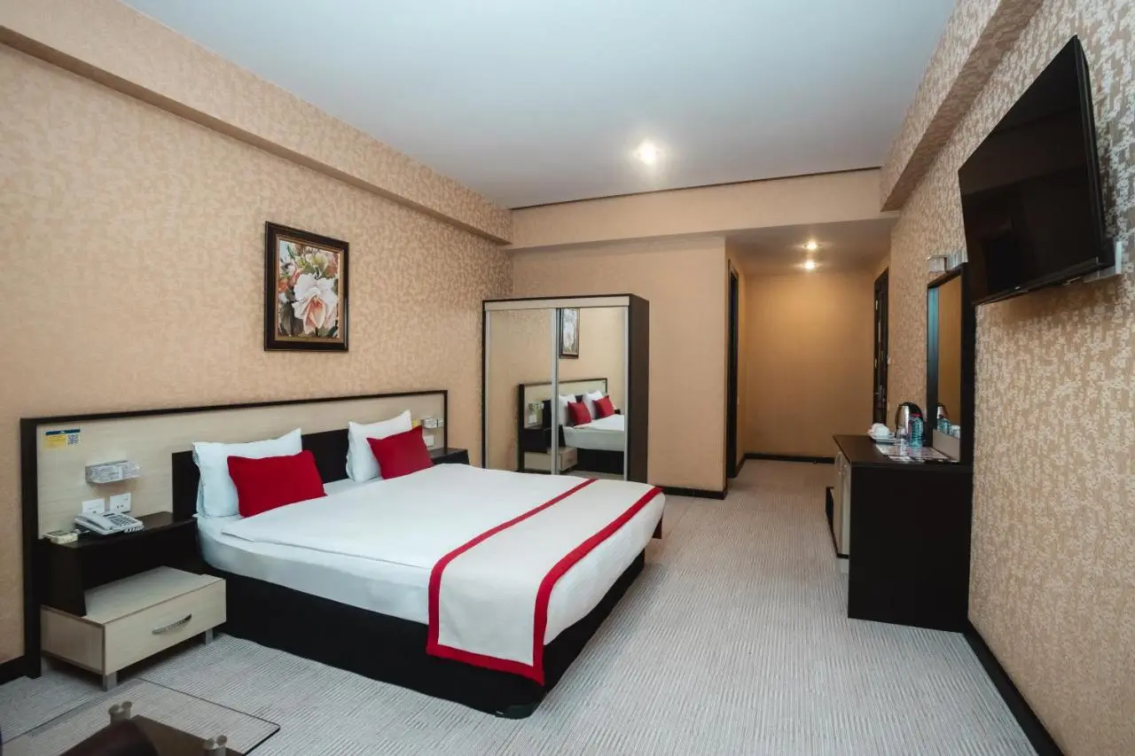 Days Hotel By Wyndham Baku