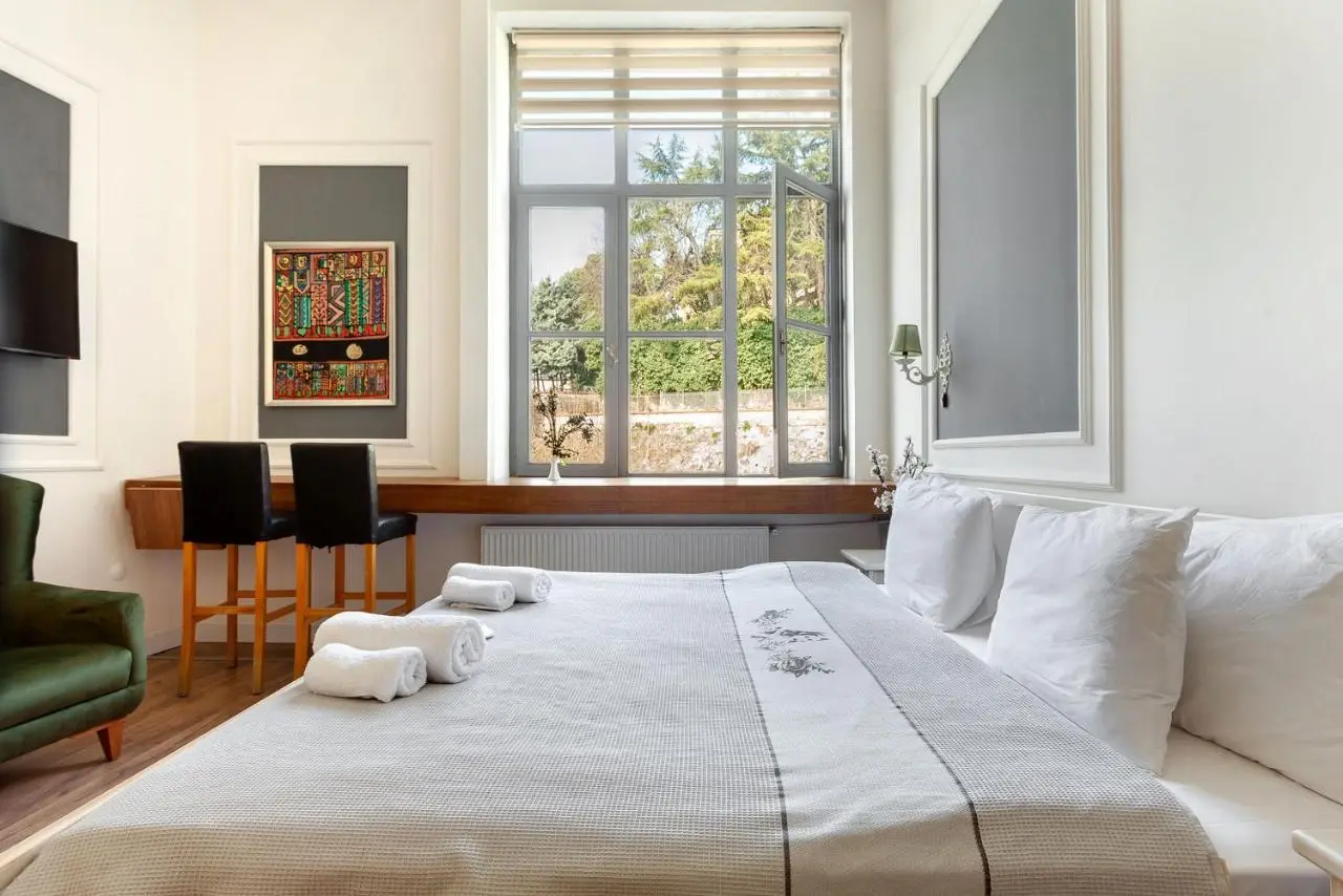 Cezayir Rooms