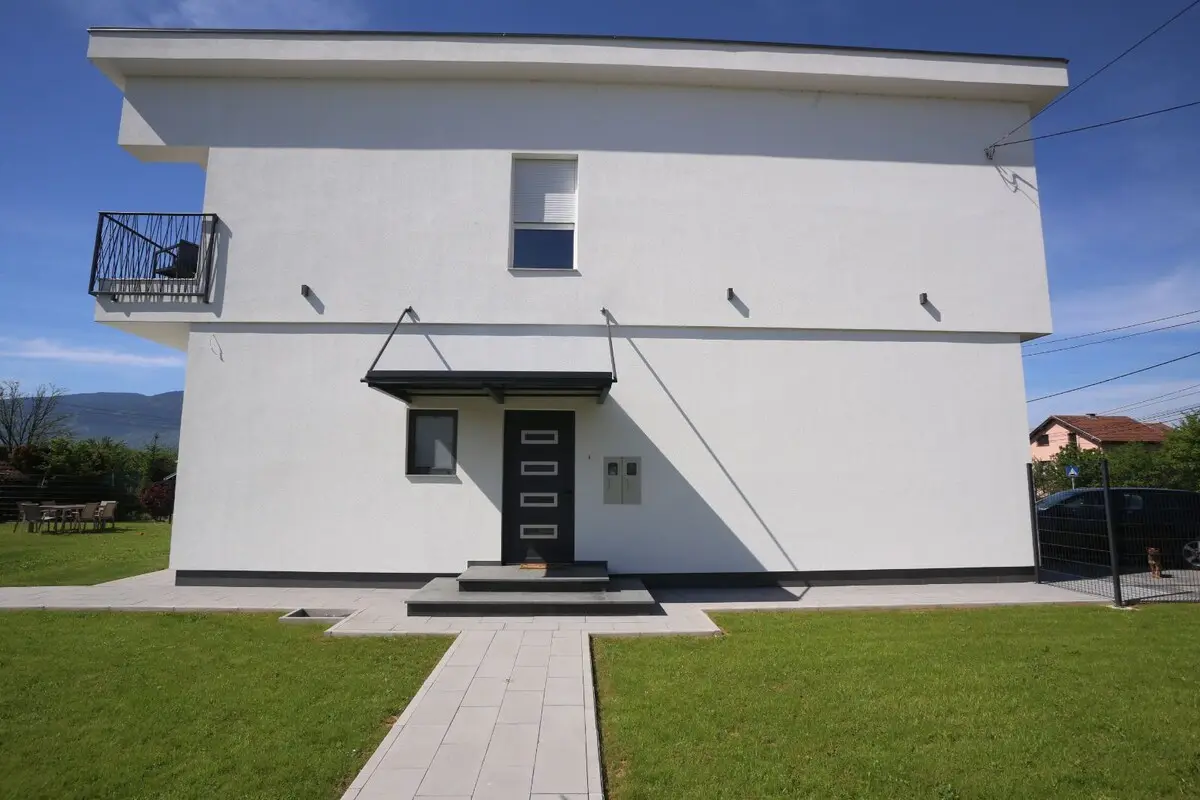 Spacious Modern House Ilidza
