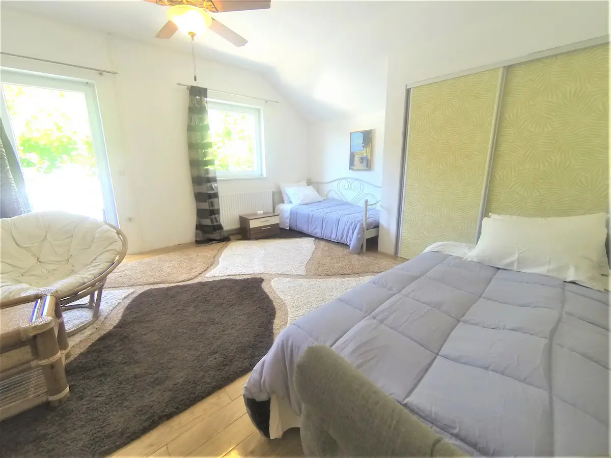 Villa Bosna (Pool, Sauna, Jacuzzi, BBQ,Playground)