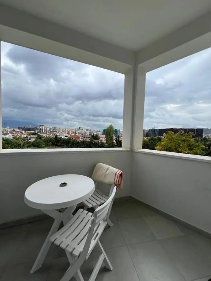 MaisonNova Deluxe 1