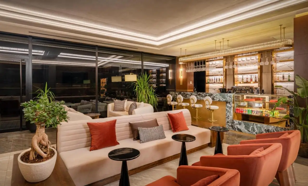 Best Western Premier Hidden Hills Hotel