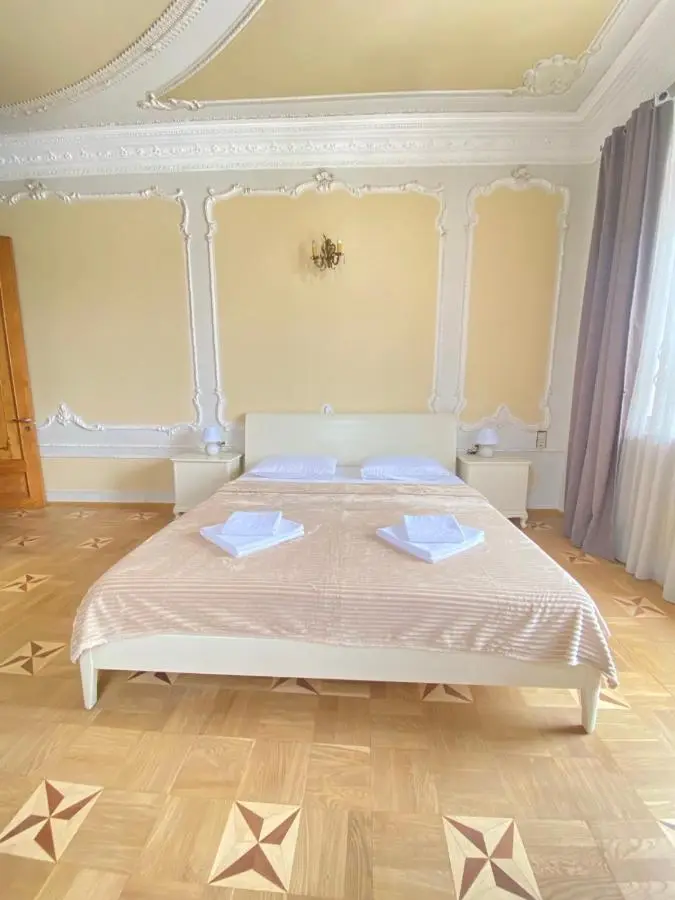 K&N Guesthouse