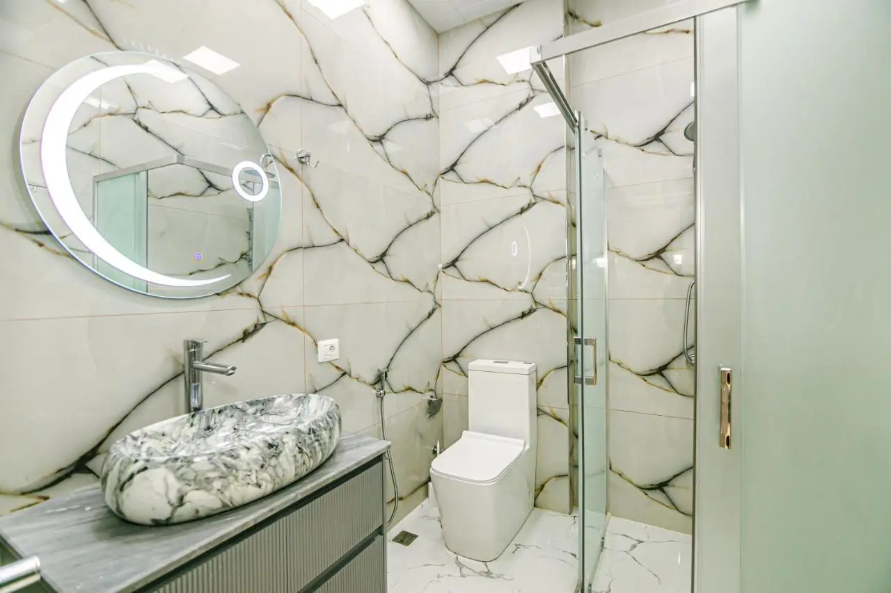 WHITE Luxury Apartment in Nizami street
